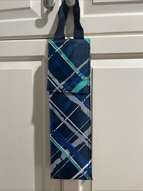 thirty-one Navy Plaid Bottle Carrier with Teal and Bright Blue Accents